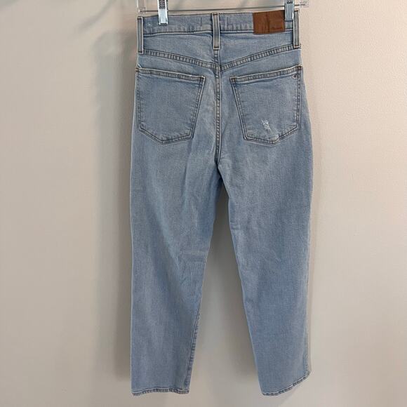 Madewell Distressed The Perfect Vintage Straight Jean Size 26 - Picture 6 of 9